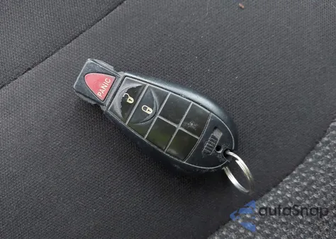 2019 Jeep Cherokee Latitude 4X4 from USA, damaged, VIN 1C4PJMCB5KD157762